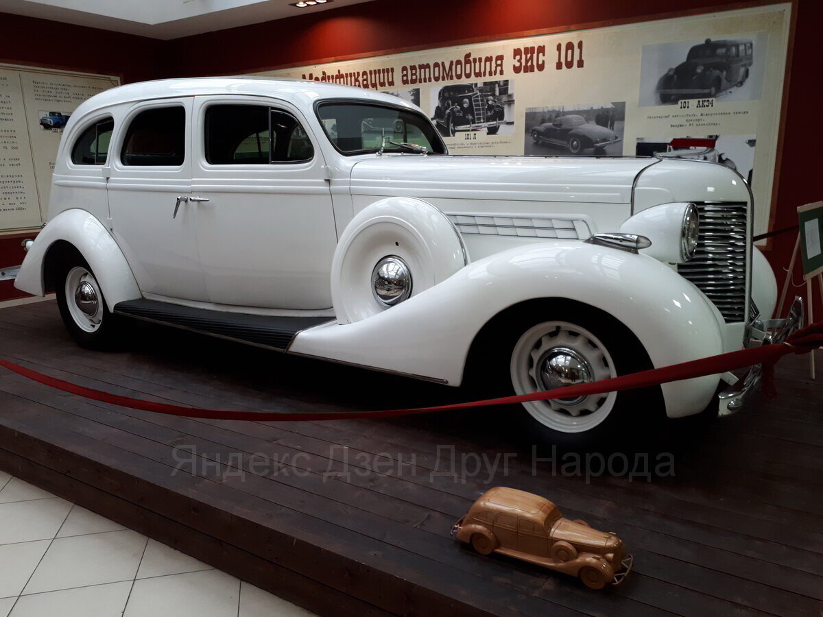 Лимузин ЗиС-101А. Авторское фото