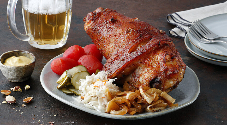 Свиная рулька запеченная в фольге