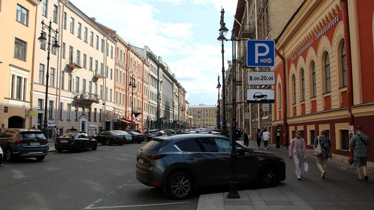 Платные парковки в Петербурге: сколько стоит, как оплатить, бесплатное  время | Телеканал 