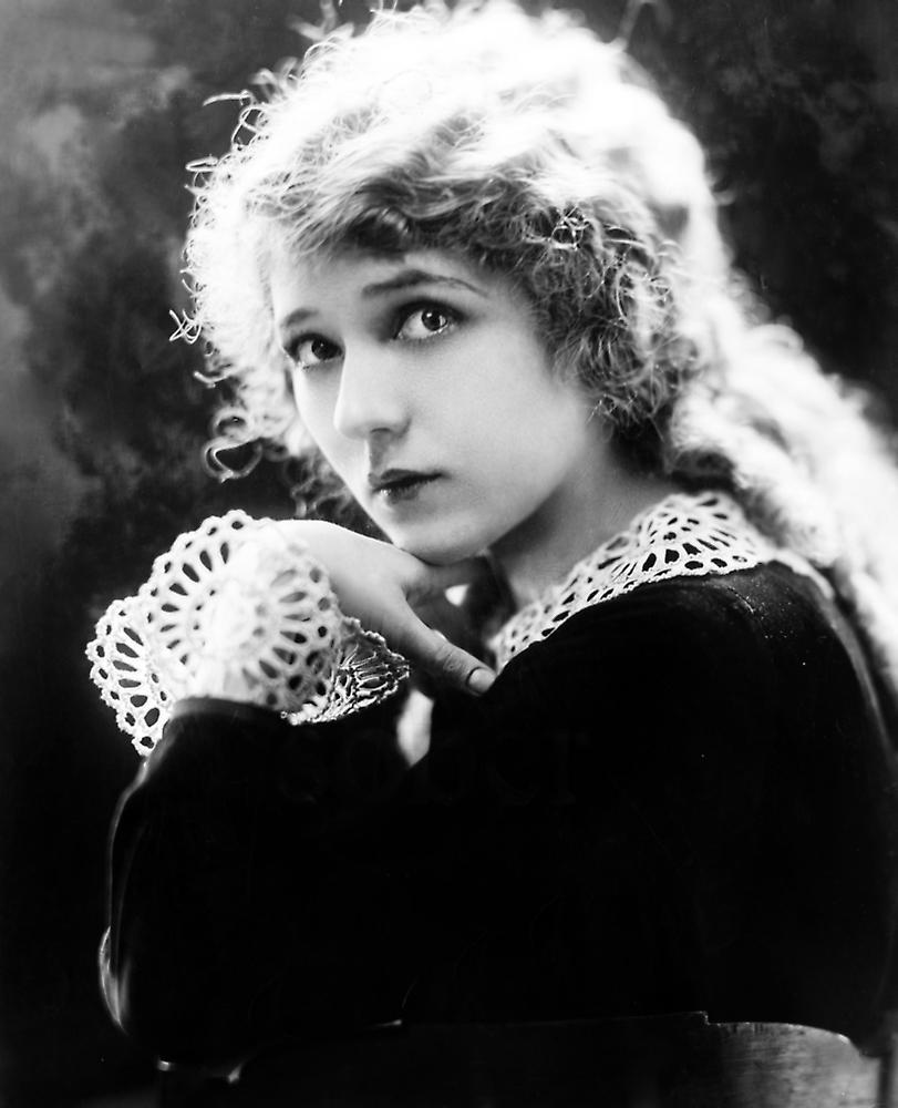 Мэри Пикфорд