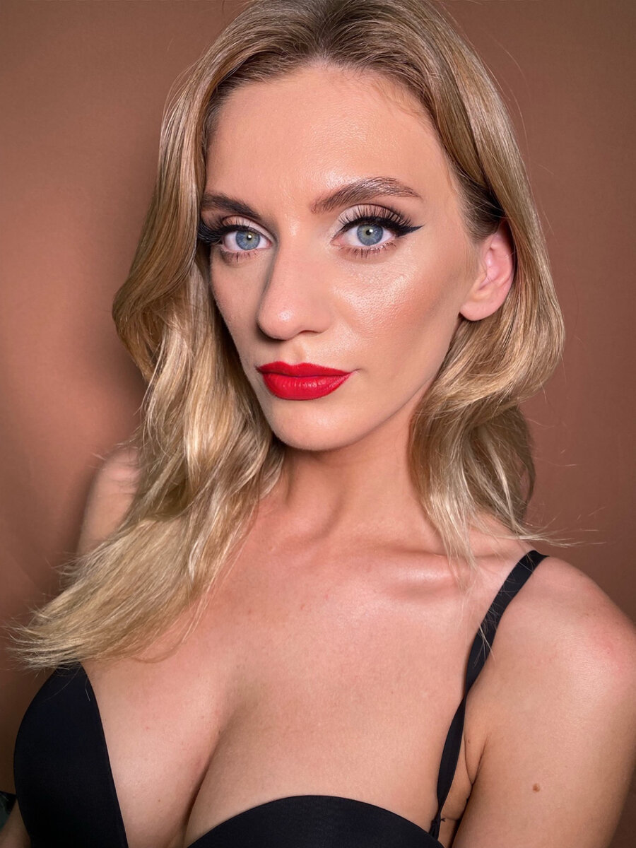 Модель Вероника, макияж выполнен мной на курсе "визажист"