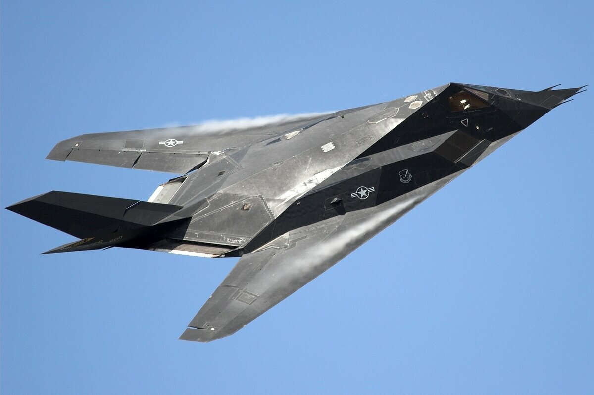Стелс самолёт F117