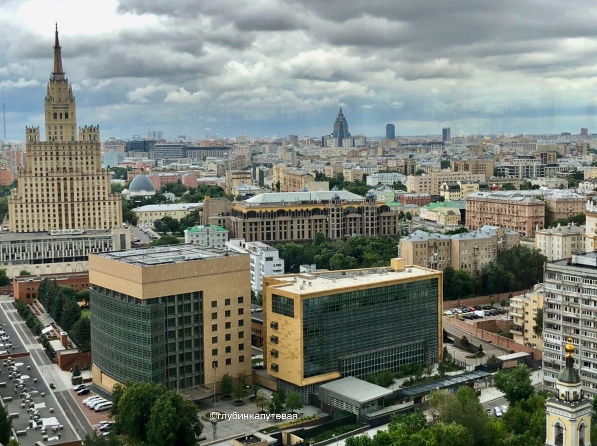 «Дорогая моя Москва, чем же накормишь меня?»