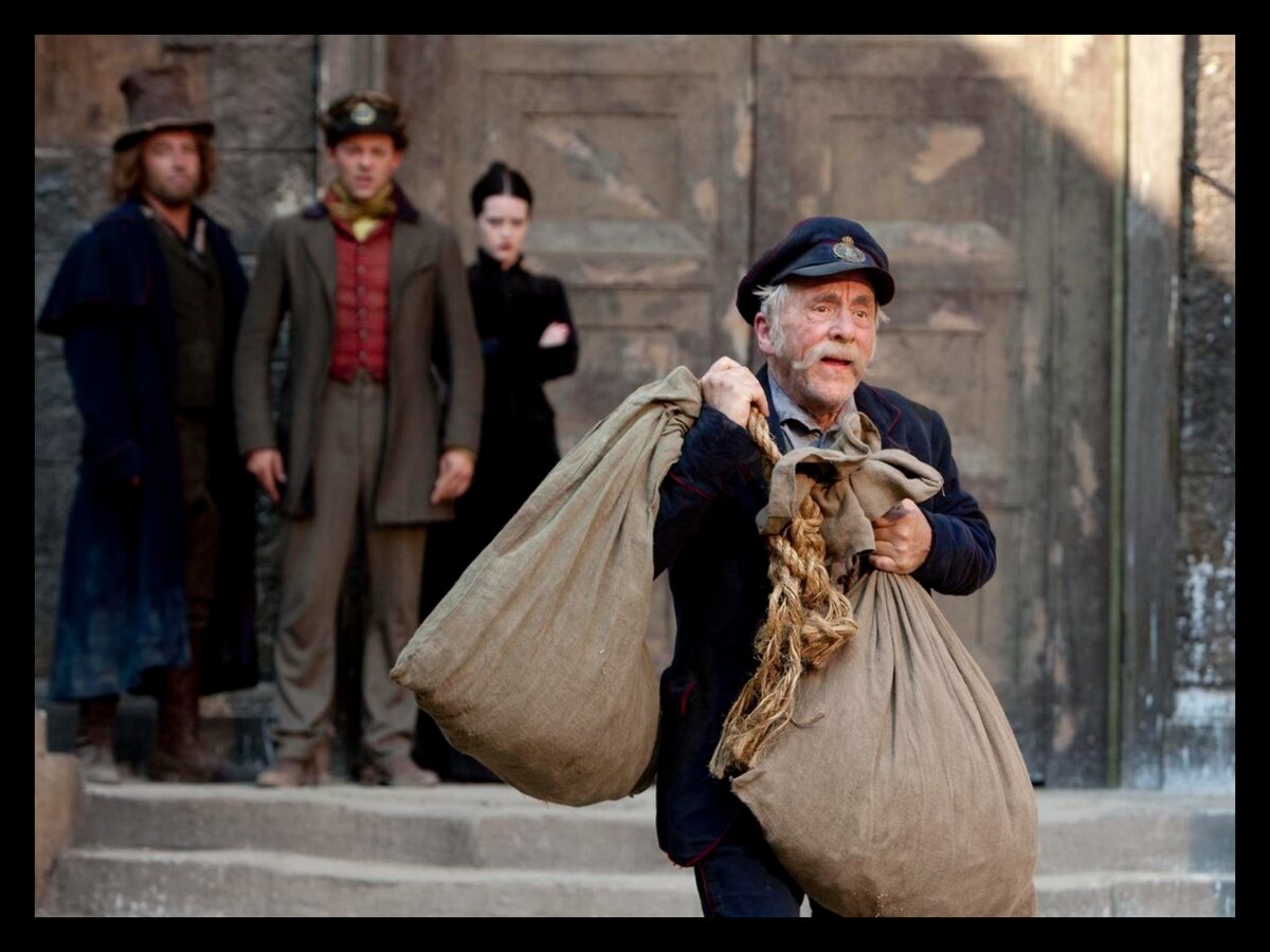 Сейчас деточка, погодь. Дойдём и до твоего письма.