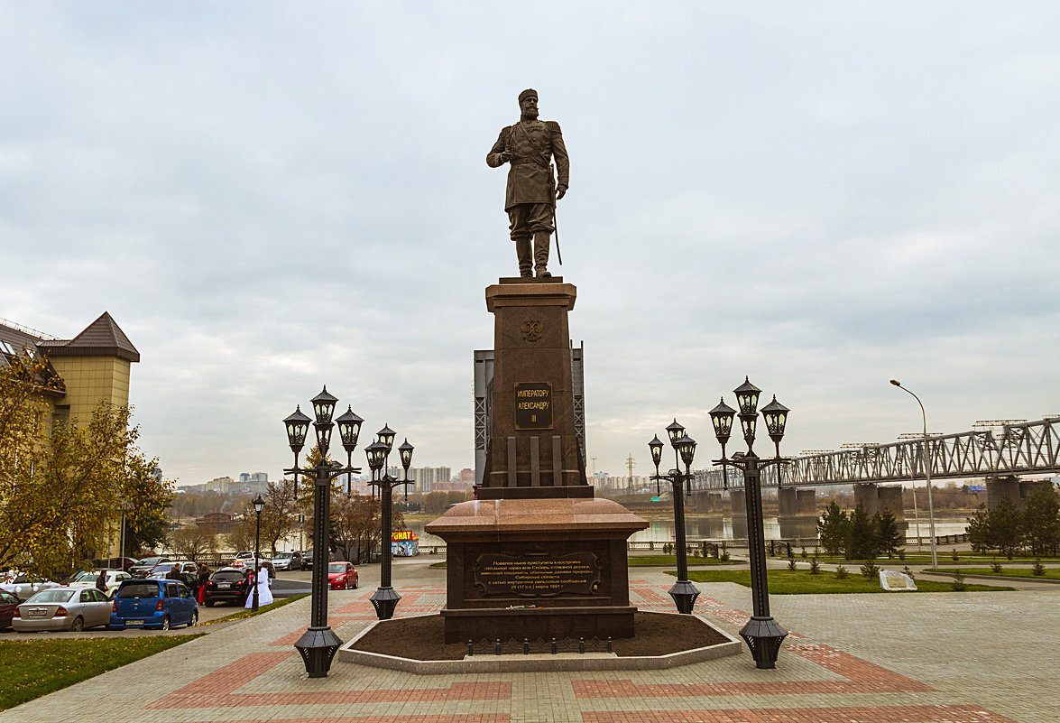 александр 3 памятник в новосибирске. набережная новосибирск памятник александру 3. памятник императору александру iii новосибирск. александр iii памятник в новосибирске. памятник александру iii новосибирск.