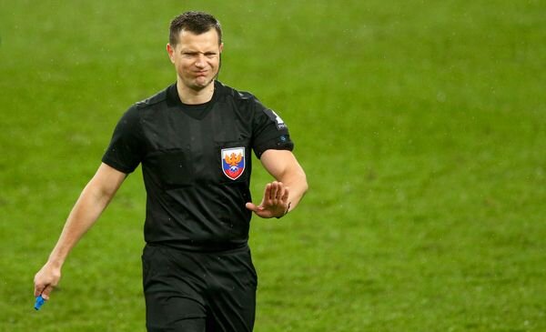 Царь идёт, с дороги, чернь