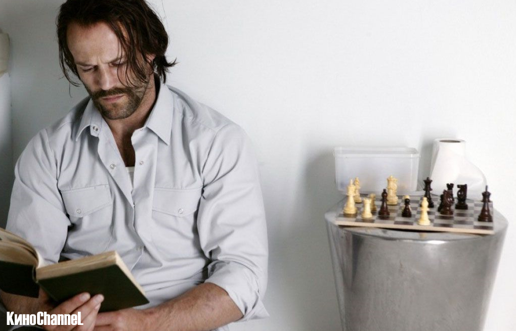 Фильм “Revolver” (Револьвер)