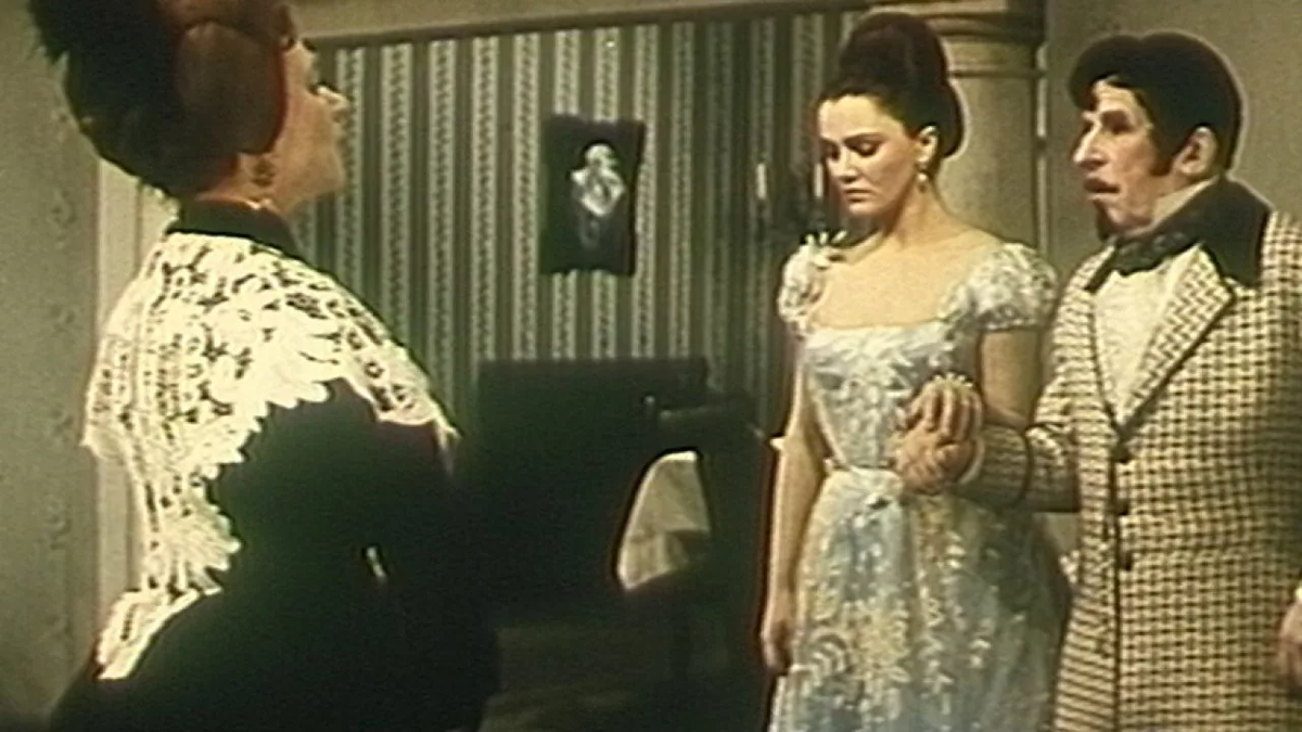 Кадр из фильма "Дядюшкин сон" взят для иллюстрации из Яндекс Картинки. 