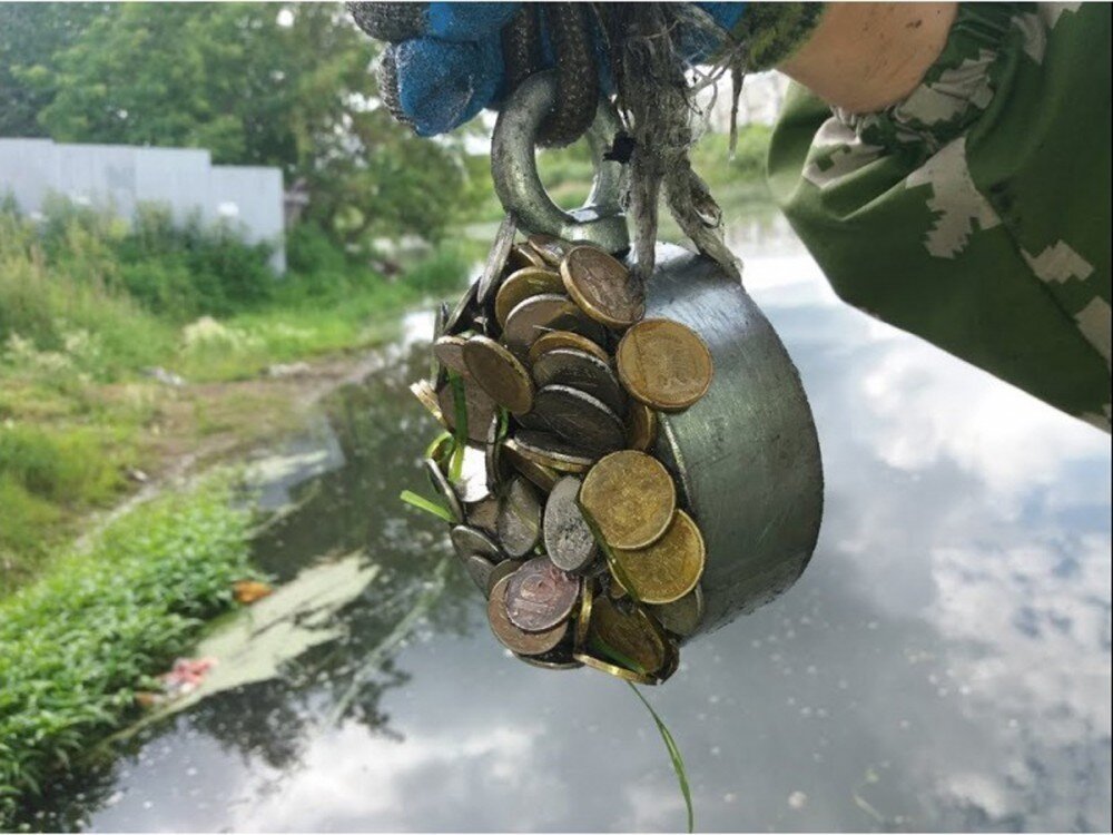 Поиск с магнитом - кто-то может улыбнуться этой фразе, но не спешите смеяться, это один самых доступных, простых и эффективных видов поиска антиквариата и предметов старины под водой.