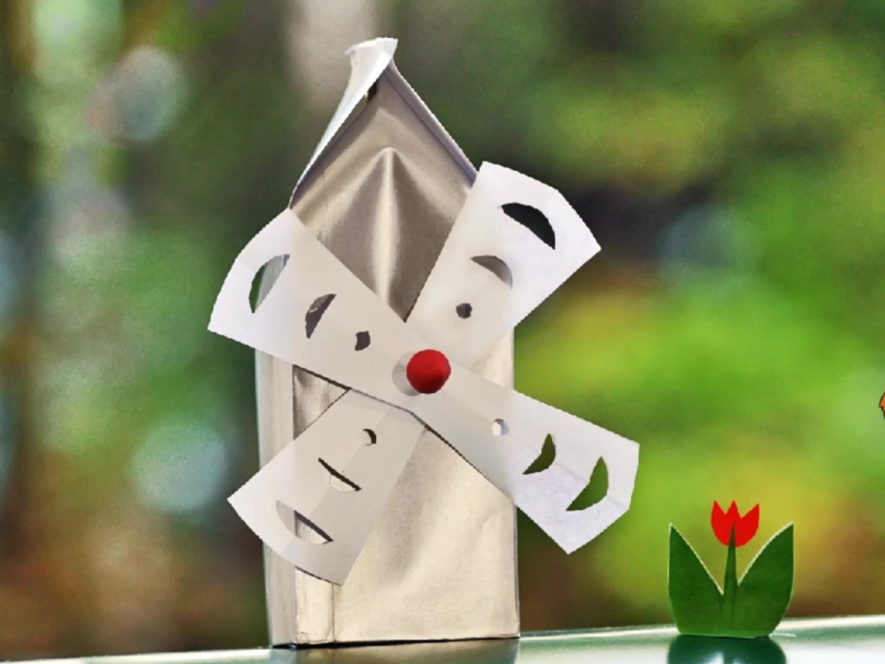 Ветряная мельница технология 2 класс. Модель ветряной мельницы. Объемная мельница из бумаги. Макет мельницы из бумаги. Пропеллер мельница технология 2.