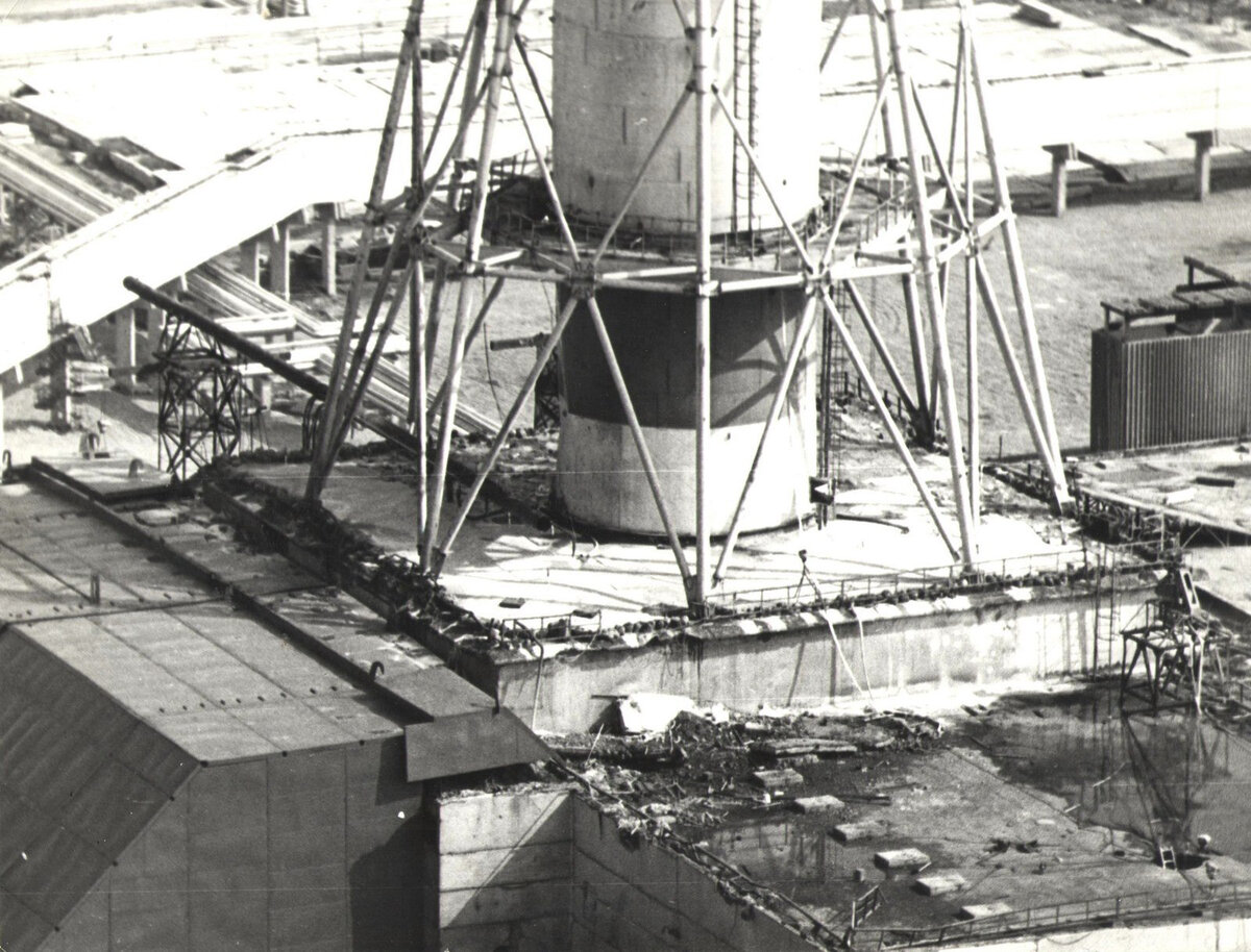 Зачем на чаэс срезали трубу