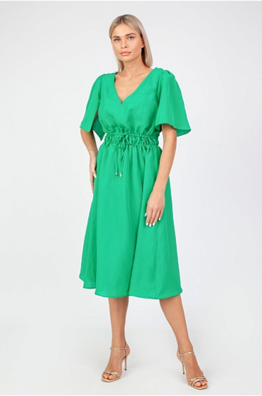 Платье. Район 100%. 8910 рублей