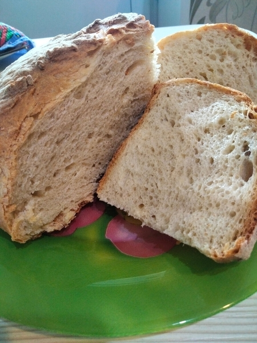 пекарня хлебная мануфактура. хлеб в разрезе. хлебный 45. буханка черного хлеба. хлеб буханка ржано пшеничную.