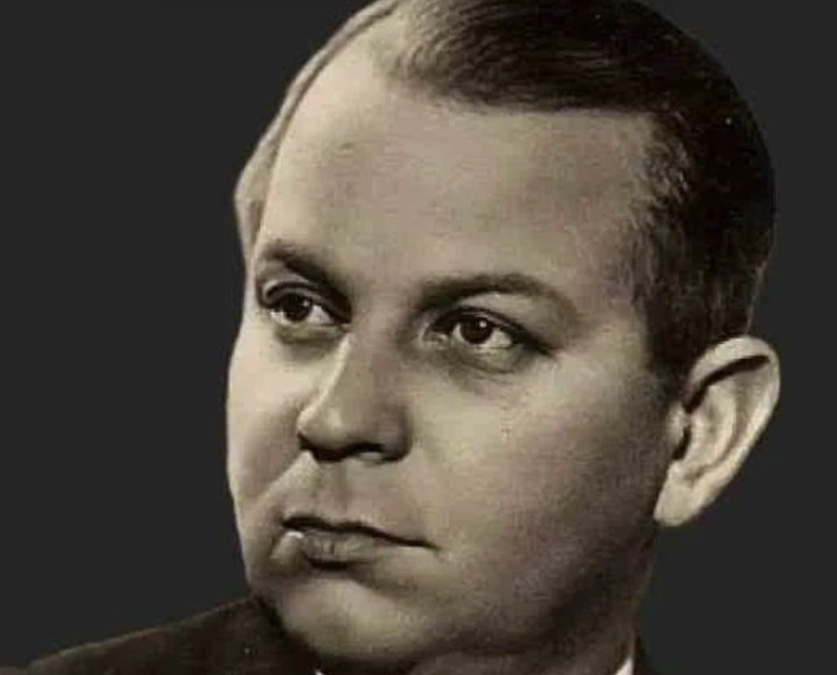 Певец Владимир Александрович Нечаев