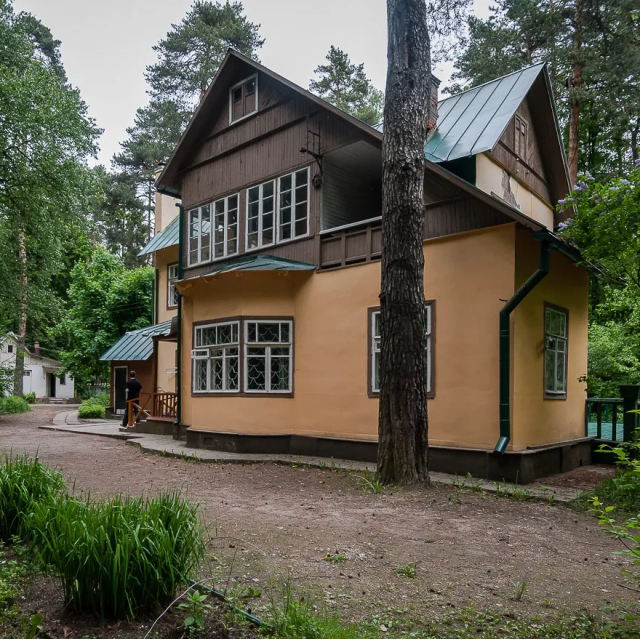 Дом-музей Чуковского в Переделкино. Дом Корнея Чуковского в Переделкино. Музей Корнея Чуковского в Переделкино. Дача Чуковского в Переделкино.