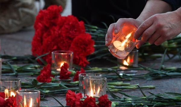 В России отдают дань памяти и уважения героям ВОВ