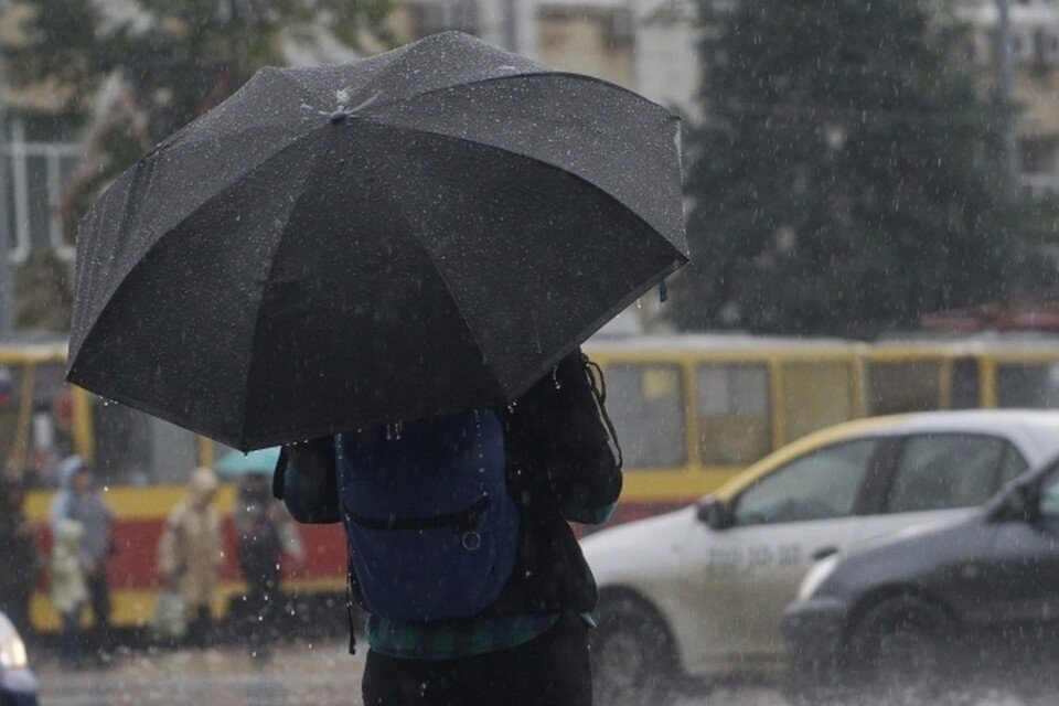     Погода по-настоящему осенняя. Алексей БУЛАТОВ