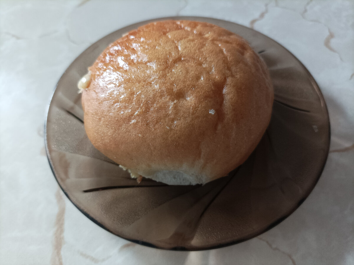 С чесноком, мммм, в магазине не смогла пройти мимо