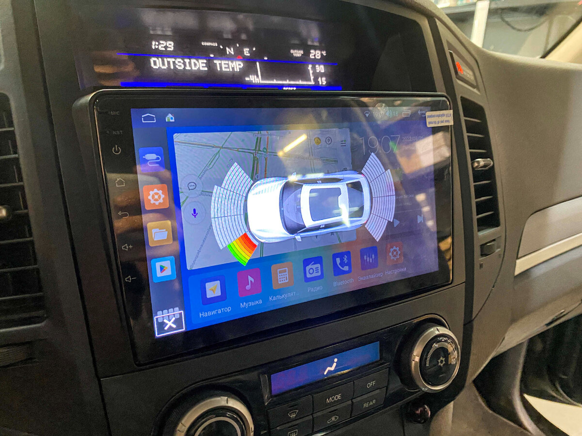 Установка магнитолы #Parafar для Mitsubishi Pajero 4 на Android 11.0  #PF458UHD, шумоизоляция дверей, камеры перед/зад, парктроники 8 датчико |  Avtopositive.Ru | Дзен