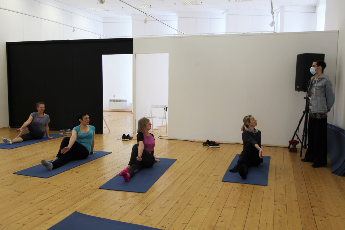 Занятия спортом в осенний период в Измайловском парке