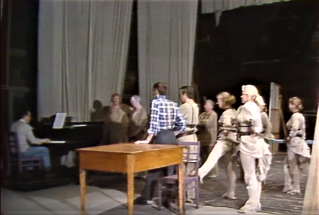 Кадр из телеспектакля "История лошади" (1989)