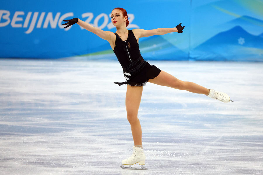 Фигуристы спортсменки. Тарасова морозов фигурное катание 2022. Мама фигуриста. Мама фигуриста. Мама анны щербаковой.