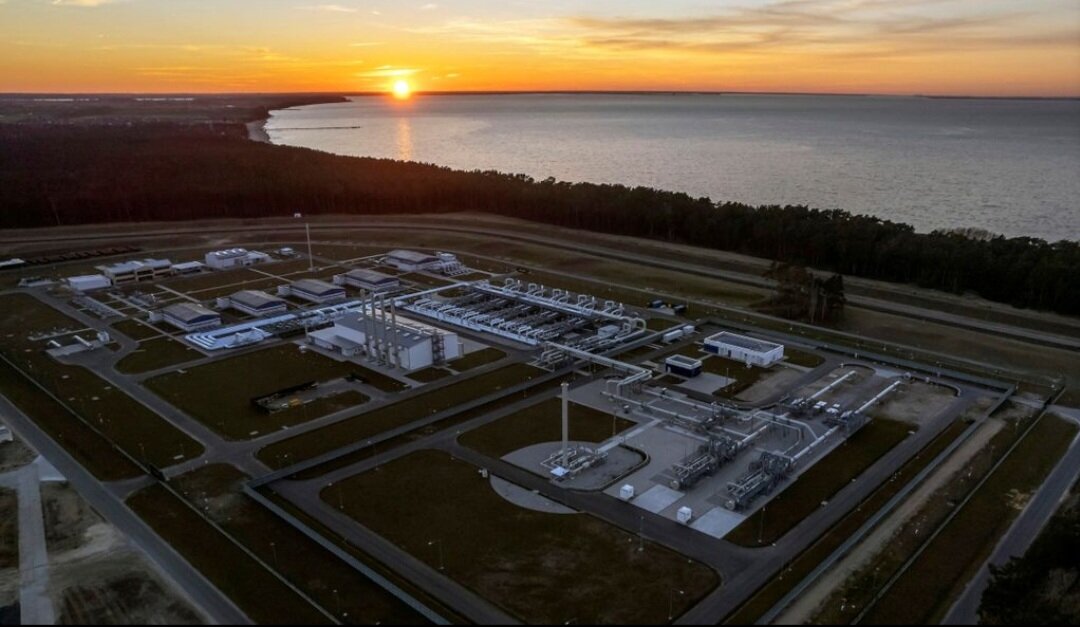 Вид на завод Nord Stream 2 в Любмине. Источник фото Der Spiegel