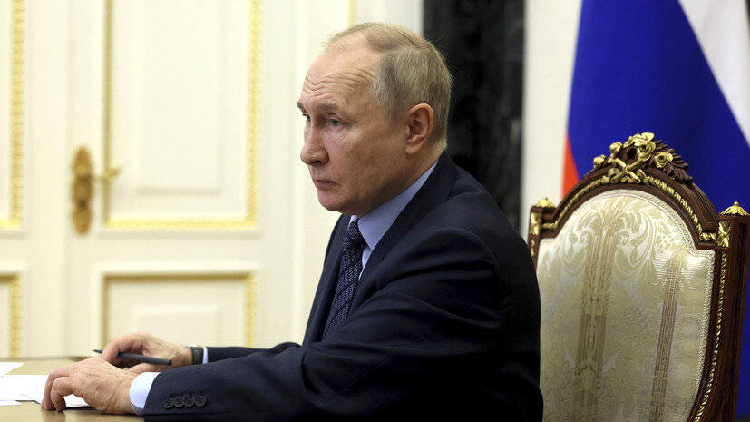   globallookpress.com Mikhail Metzel/Kremlin Pool