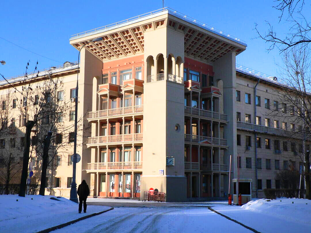 Дворец труда профсоюзов ленинский просп 42 фото За площадью Гагарина. Начало привилегированного Юго-Запада с А.Леднёвым Андрей Л