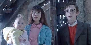 Солнышко, Вайолет и Клаус Бодлеры, слева направо.