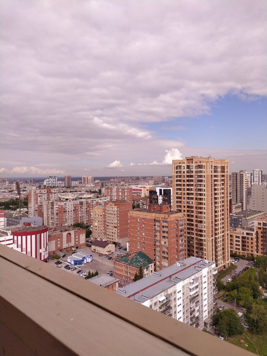 Вид на город с 25 этажа