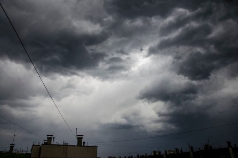    В ночь на 20 октября в Оренбуржье ожидается дождь и сильный ветер до 17 м/секунду Андрей Севостьянов