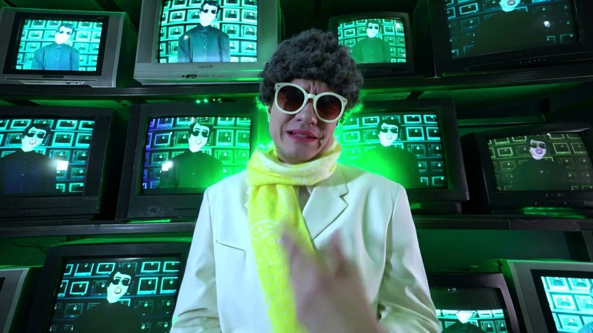 BadComedian переключился на западное кино