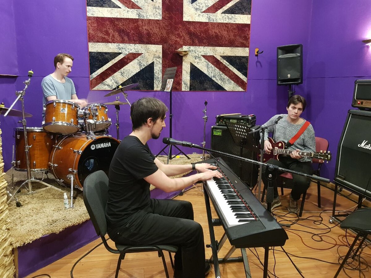 Harbour Docks записывает EP