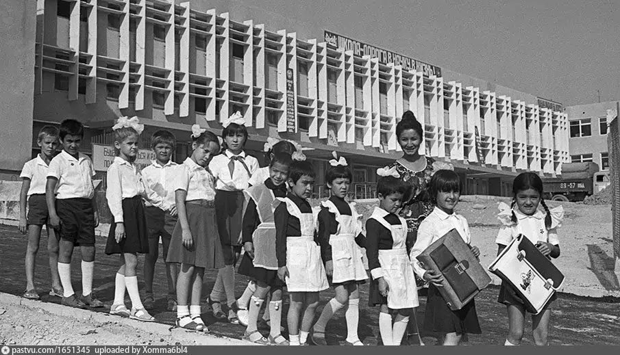 Здравствуйте, дорогие товарищи и сограждане! Сегодня, как и обычно, вы увидите новую подборку фотографий, которые расскажут о жизни и людях в Советском Союзе.-10