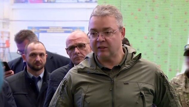     Мобилизованные жители Ставропольского края пожаловались губернатору Владимиру Владимирову на проволочки с оформлением документов, говорится в его Telegram.