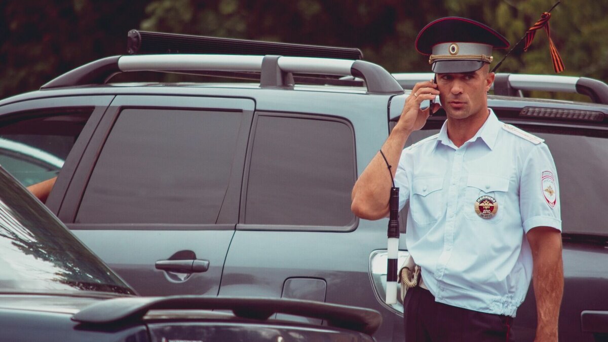     Центр обеспечения МВД закупит 502 тысячи номерных знака для автомобилей Крыма и Ростовской области, информация об этом появилась на портале госзакупок.