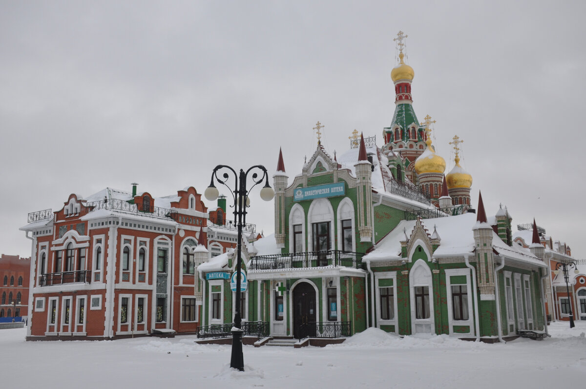 Архангельская слобода (на заднем плане Благовещенский собор).