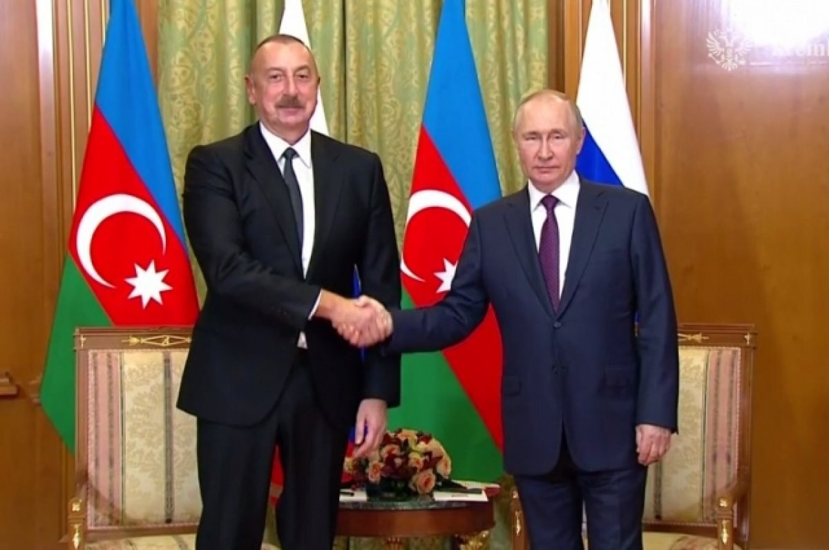    Путин отметил прогресс трехсторонней рабочей группы по Карабаху