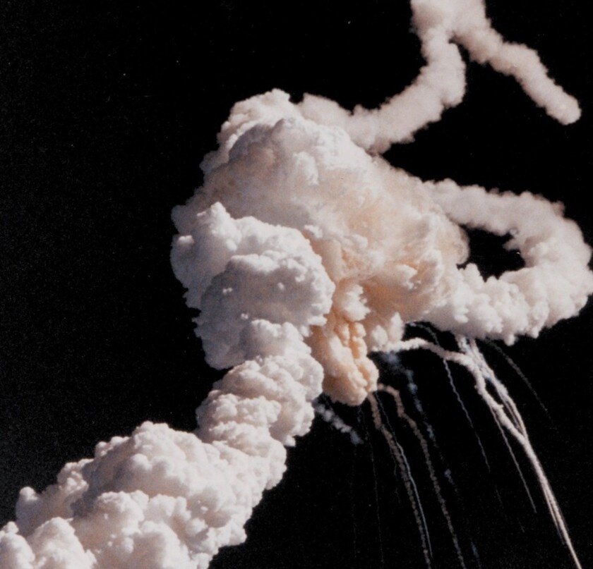    Момент взрыва шаттла. Источник: gizmodo.com