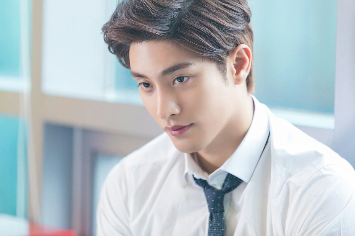 Дорамы самый лучший актер. Сун Хун. Sung Hoon актер. Бан сон Хун. Сон Хун актер Корея.