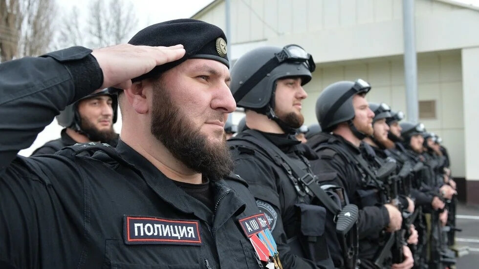 С какими особыми приметами не берут на службу в российскую полицию?