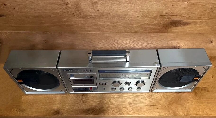 Sony CFS 88 L переносная магнитола