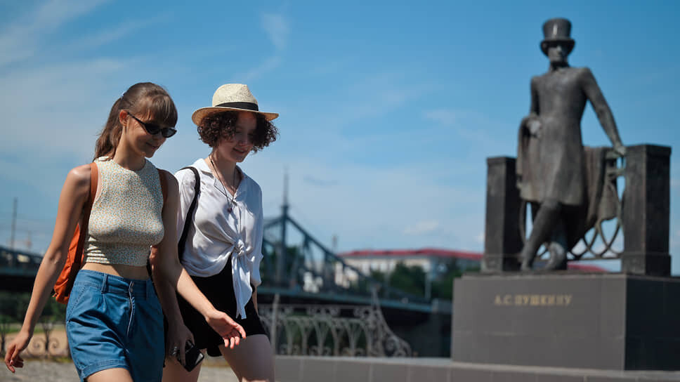    Фото: Александр Казаков / Коммерсантъ