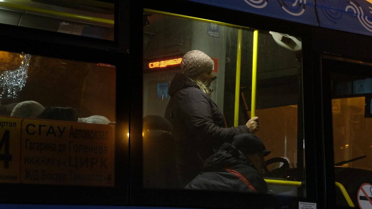     Прокуратура проверит работу общественного транспорта. В Ипатовском округе обнаружили крупную несанкционированную свалку. В детской больнице Ставрополя замерзают пациенты. NewsTracker представляет обзор информационной картины дня 5 декабря.