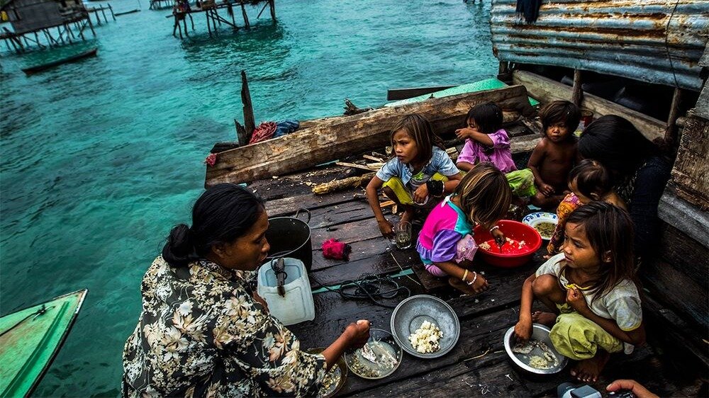 Народы моря. Племя баджао. Народ Баджо (баджао).. Bajau Sea Gypsy. Баджо люди моря.