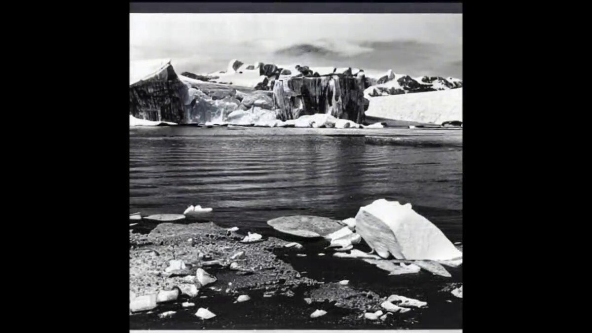 Известный полярный исследователь, один из первооткрывателей Южного полюса, капитан королевского флота Великобритании Роберт Фолкон Скотт по праву считается легендарным покорителем Антарктиды в начале-15