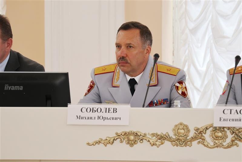 Экс-начальник Росгвардии в Петербурге Михаил Соболев стал главой администрации Василеостровского района. Фото: пресс-служба Росгвардии