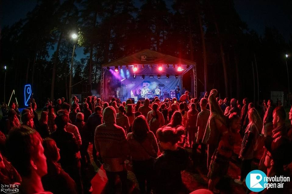 Источник: https://vk.com/revolution_openair