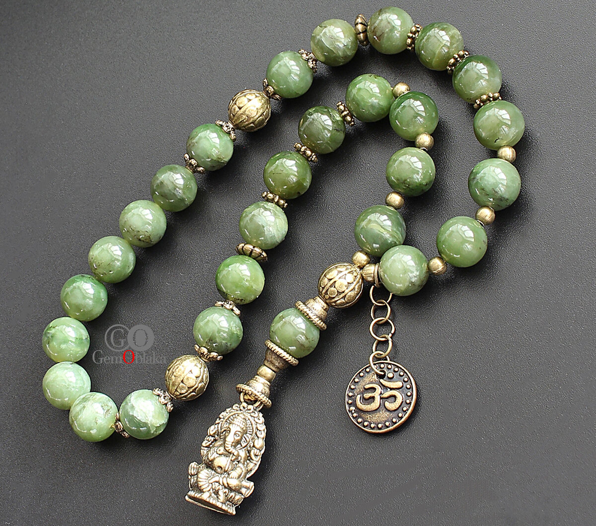 Нефритовые четки